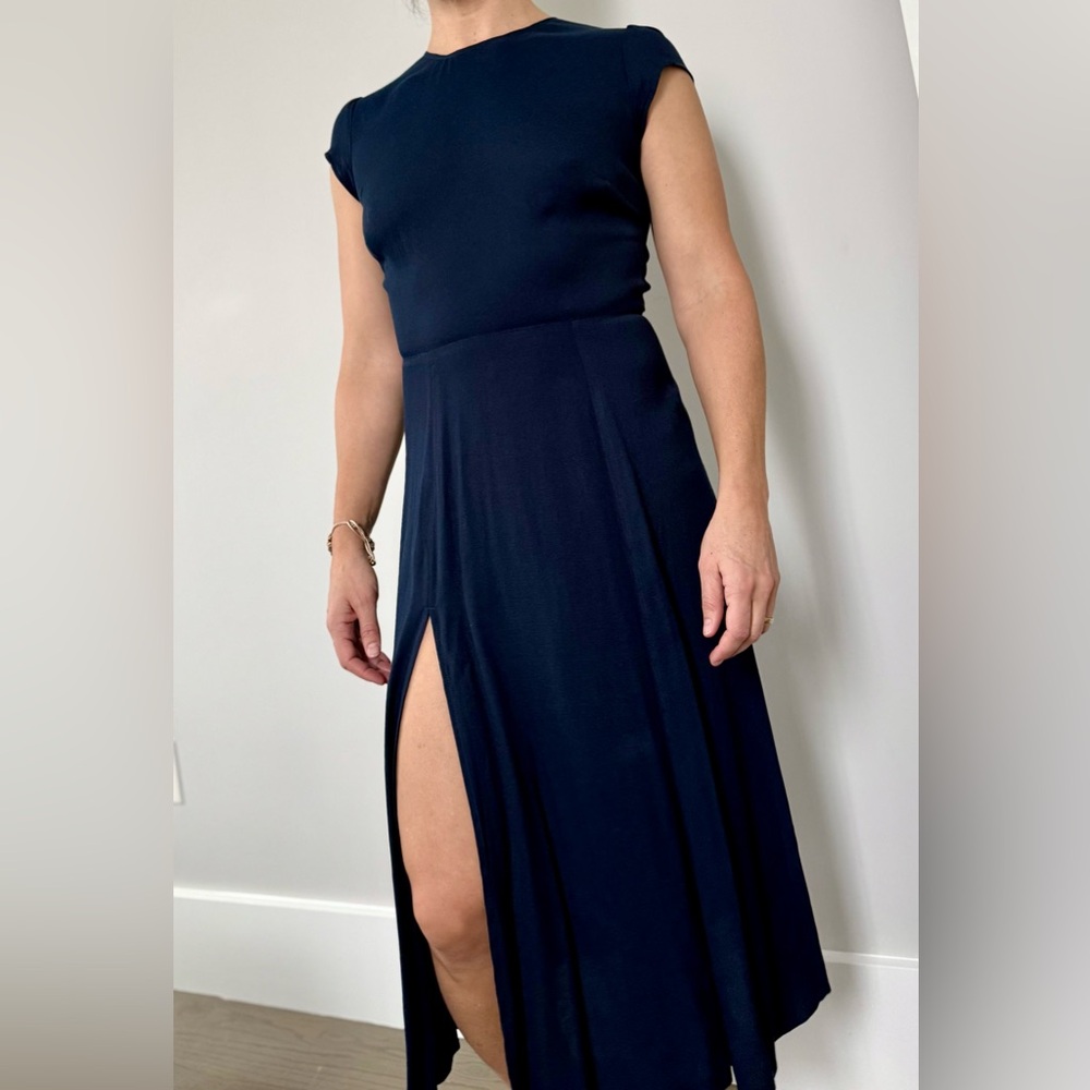 Elegant Reformation Navy Cap Sleeve Dress